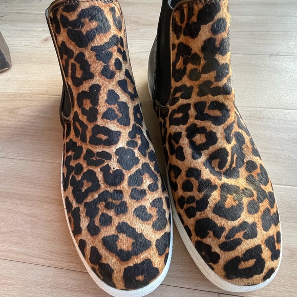 Sam Edelman high-top leopard & black sneakers, women’s size 8.5 - Picture 2 of 10